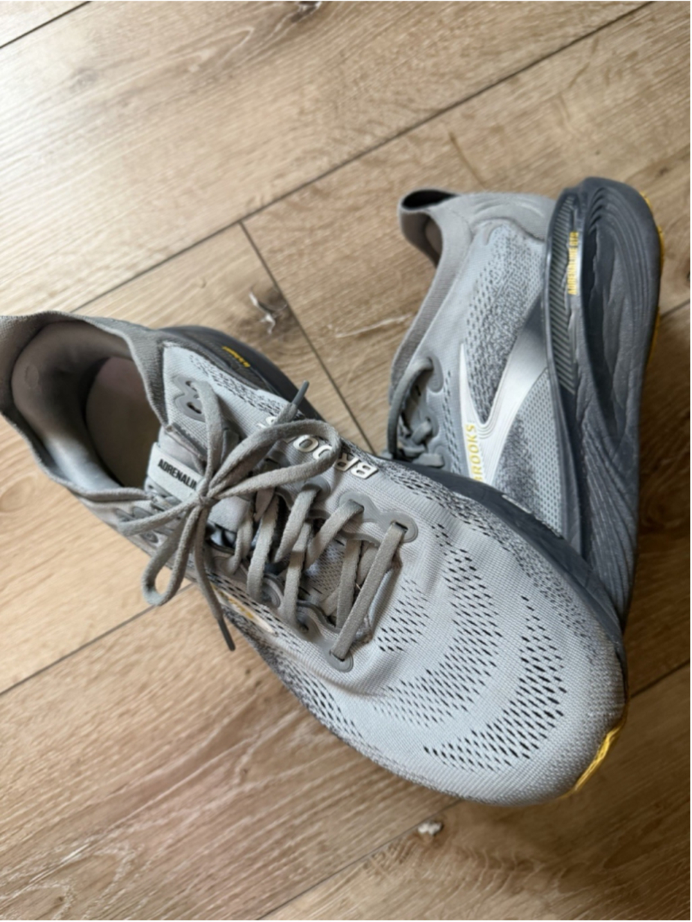 Brooks Adrenaline GTS 25 Men's Running Shoes US 10 Extra Wide Gray/Black/Yellow
